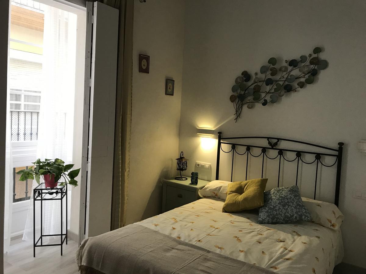 Apartamento Aromas Del Mercado Cadiz Bagian luar foto