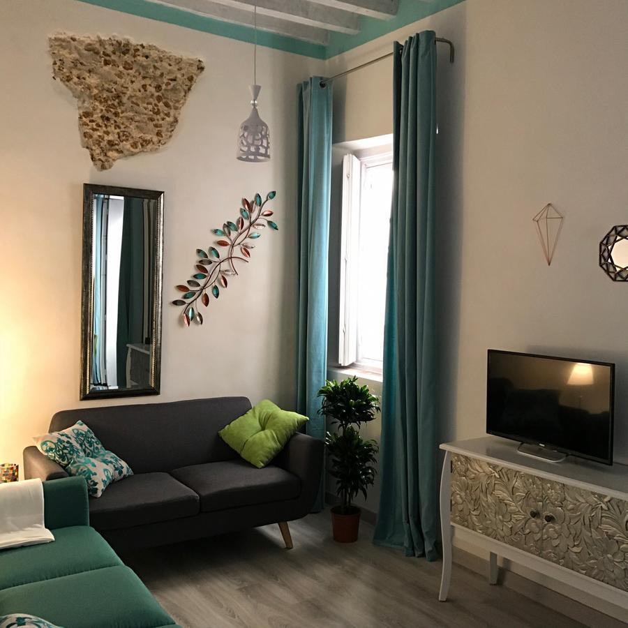 Apartamento Aromas Del Mercado Cadiz Bagian luar foto
